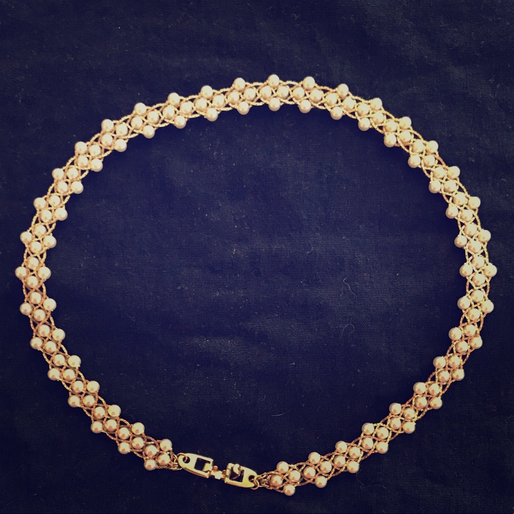 Necklace and bracelet set
